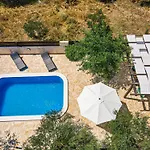 Marina Villa Bilice
